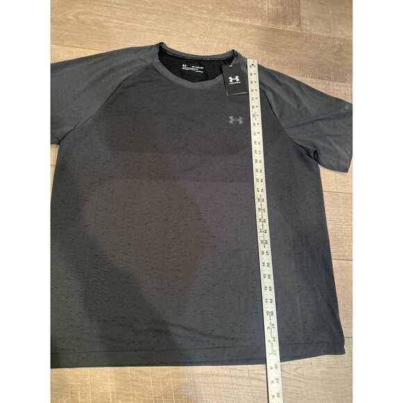 Under Armour Mens 3XL HeatGear Seamless Fitted Run T-Shirt In Black - Picture 2 of 7